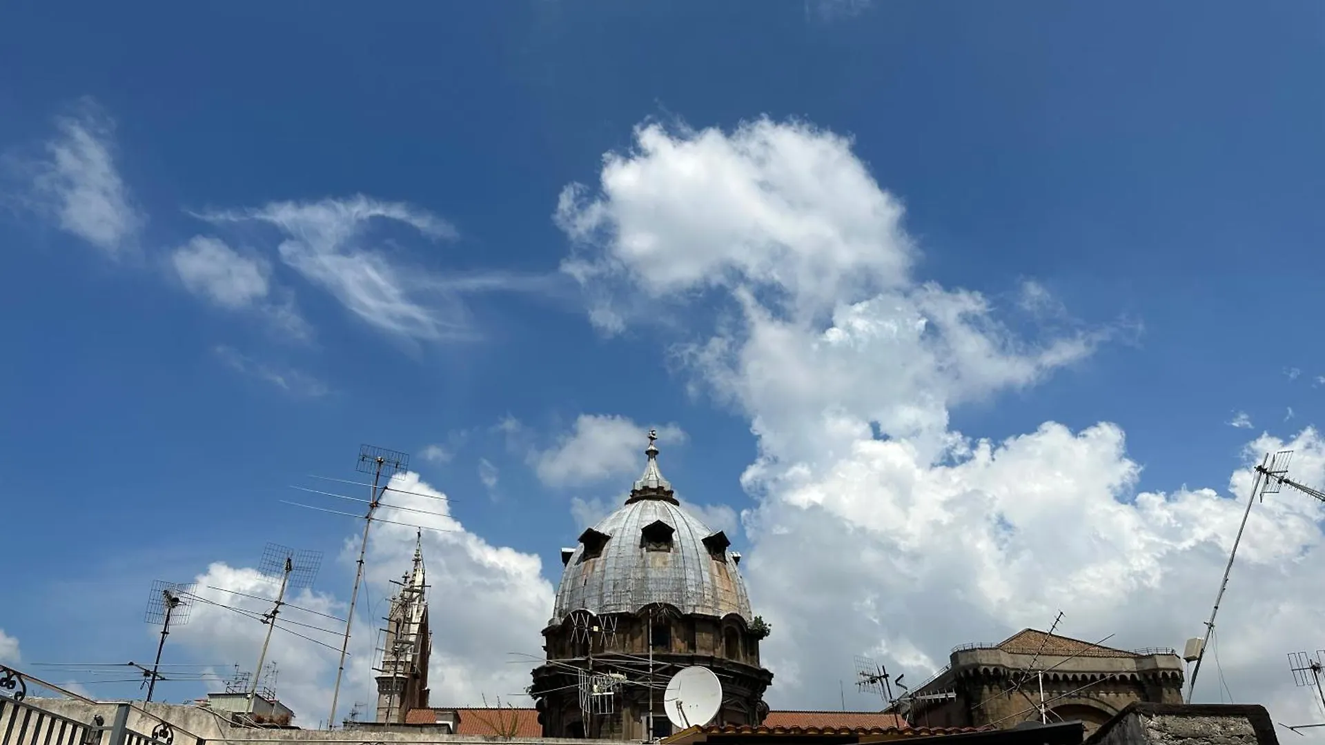 Vista Cattedrale contacts